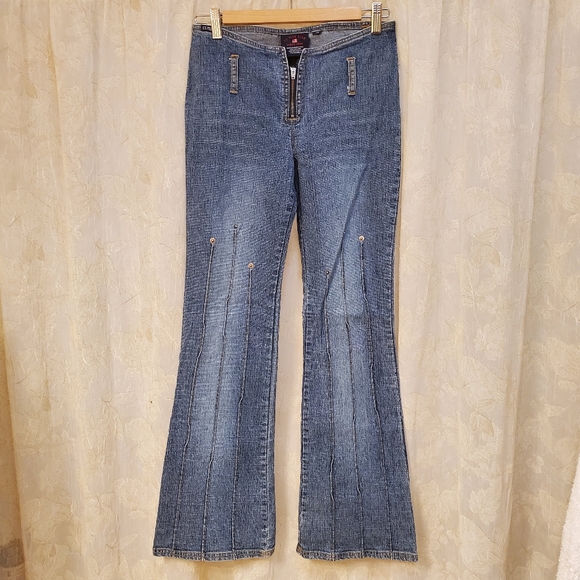 Vintage Denim - Y2K Low Rise Flare Jeans